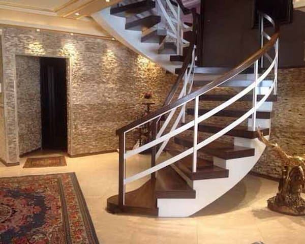 تصویر 5 از قیمت کاشی پله گرد با کیفیت ارزان + خرید عمده
